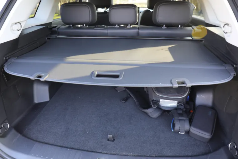 Jedan jako ozbiljan SUV: Snažan, udoban i predivan, a potro&scaron;nja? Zaboravite kad ste točili