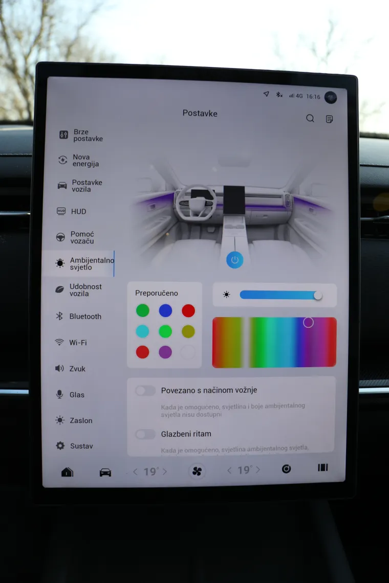 Jedan jako ozbiljan SUV: Snažan, udoban i predivan, a potro&scaron;nja? Zaboravite kad ste točili
