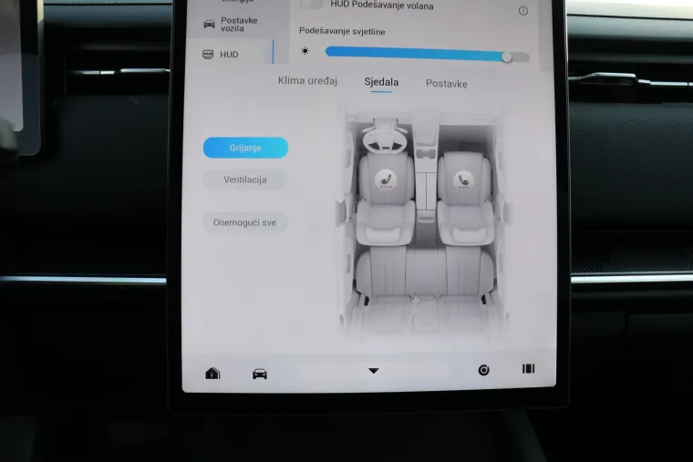 Jedan jako ozbiljan SUV: Snažan, udoban i predivan, a potro&scaron;nja? Zaboravite kad ste točili