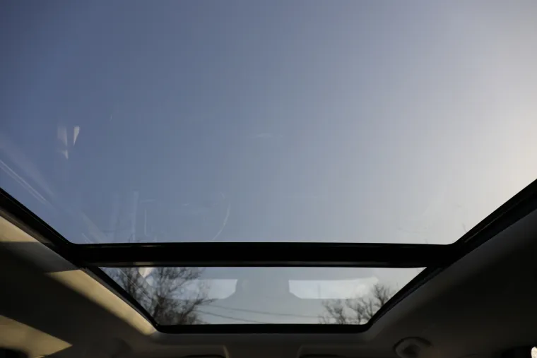 Jedan jako ozbiljan SUV: Snažan, udoban i predivan, a potro&scaron;nja? Zaboravite kad ste točili