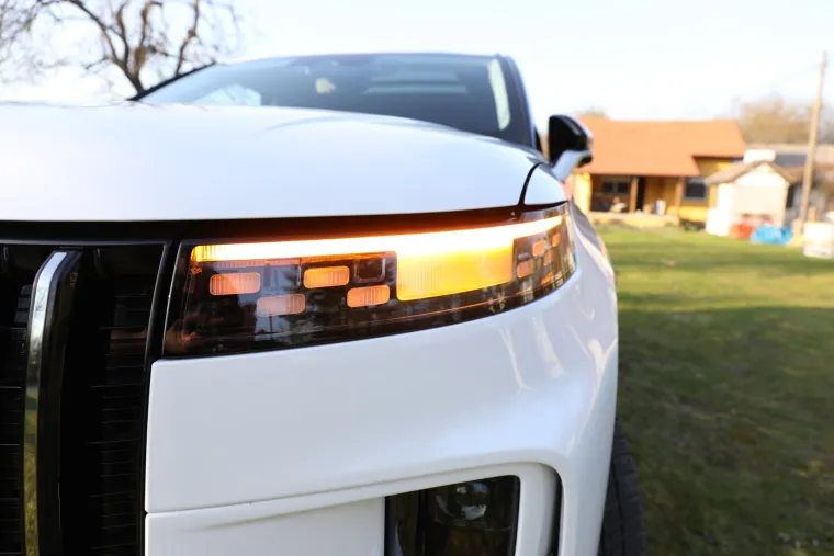 Jedan jako ozbiljan SUV: Snažan, udoban i predivan, a potro&scaron;nja? Zaboravite kad ste točili