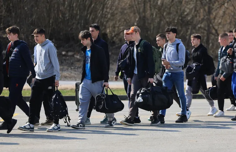 Ovi Hrvati su danas krenuli na vojni rok, pogledajte &scaron;to su dobili: 'Apsolutno su spremni!'