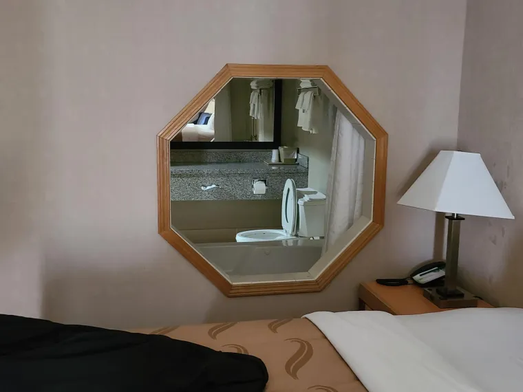 Ovo su zasigurno najgore hotelske sobe u koje su gosti ikad kročili, prizori će vas zgroziti