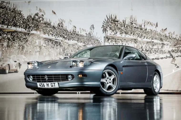 Pogledajte kakva kolekcija Ferrarija ide na prodaju: Najskuplji ko&scaron;ta skoro 700.000 funti!