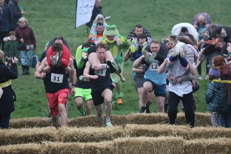 Je li ovo najluđa utrka ikad? Poku&scaron;ajte se ne nasmijati na ove fotografije