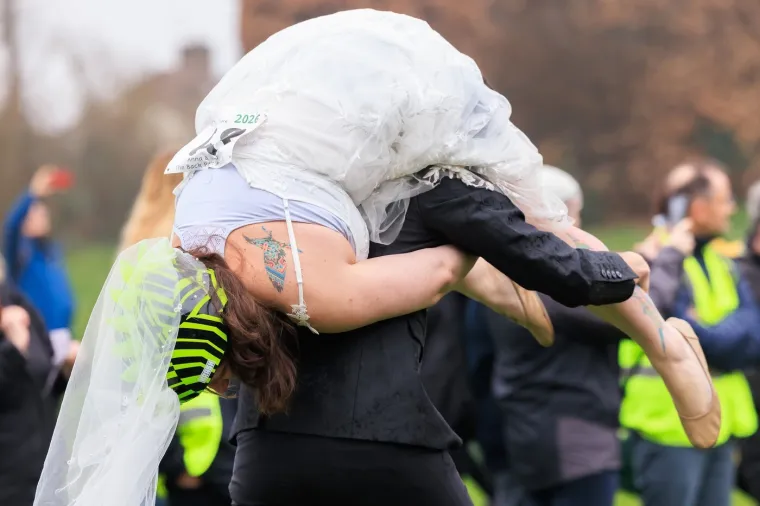 Je li ovo najluđa utrka ikad? Poku&scaron;ajte se ne nasmijati na ove fotografije