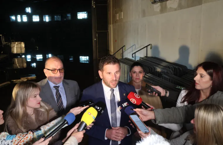 Unutra&scaron;njost Spaladium Arene izgleda kao horor: Plijesan, vlaga, samo &scaron;to &scaron;takori ne hodaju...