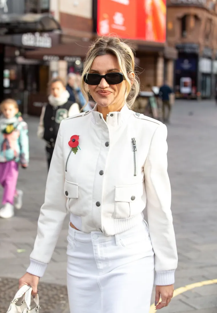 Ashley Roberts pokazala da seksipil ne blijedi: Legendarne Pussycat Dolls se vraćaju