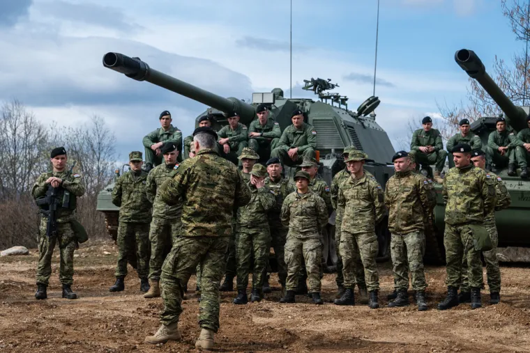 Ovako izgleda topnička sila hrvatske vojske! Moćne haubice i demonstracija moći
