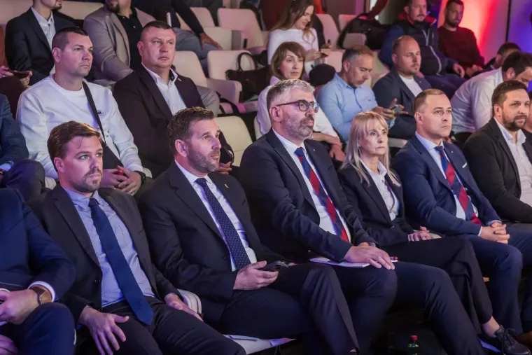 Otkriveno kako bi trebao izgledati novi stadion Hajduka: Kako vam se sviđa?
