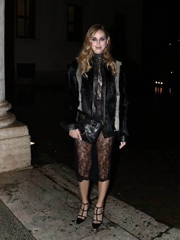 Georgina mamila poglede na reviji, ali nije bila jedina zvijezda večeri: Evo tko je sve stigao