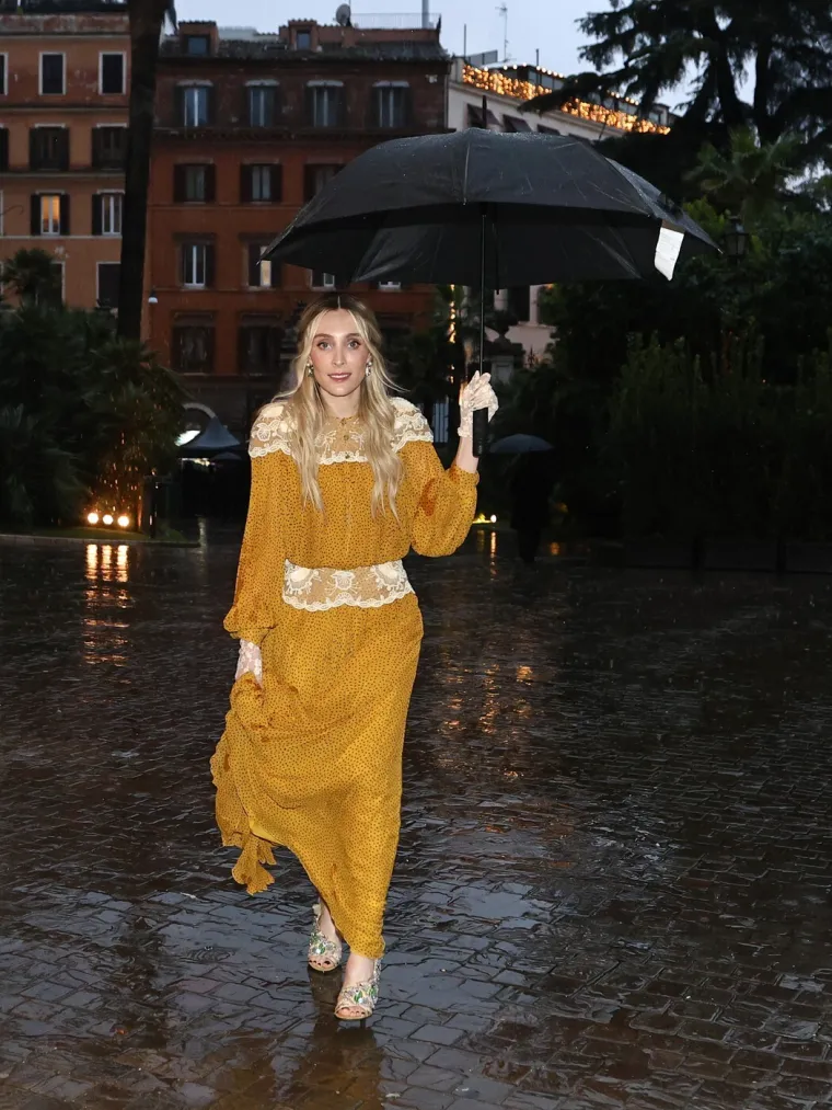 Georgina mamila poglede na reviji, ali nije bila jedina zvijezda večeri: Evo tko je sve stigao