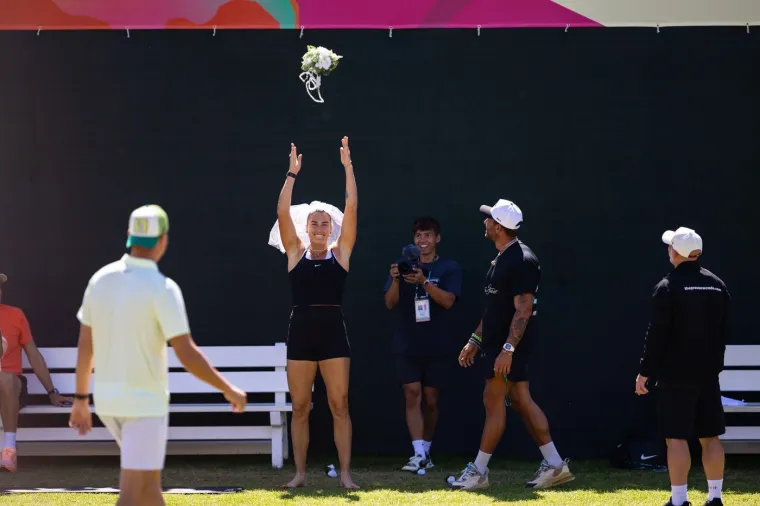 Pogledajte u kakvom izdanju je Sabalenka osvanula nakon &scaron;to se zaručila, a tek &scaron;to je radila...