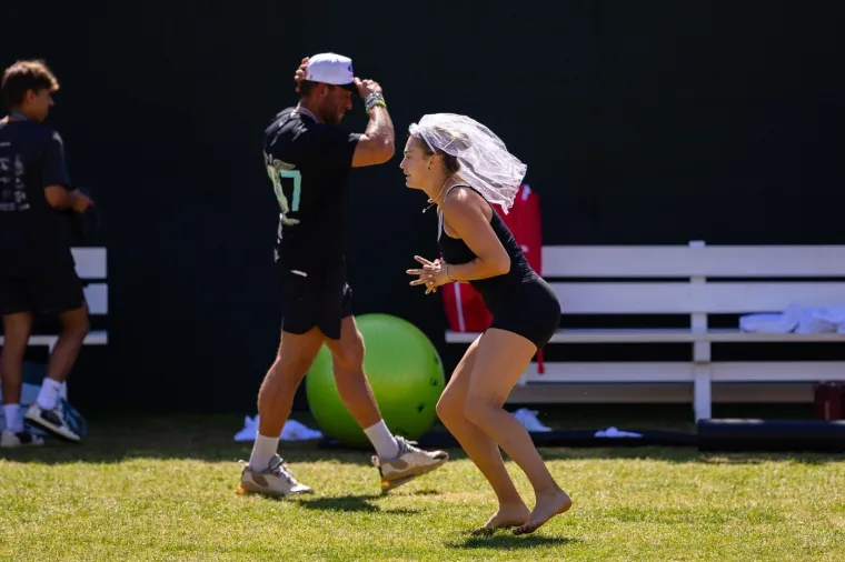 Pogledajte u kakvom izdanju je Sabalenka osvanula nakon &scaron;to se zaručila, a tek &scaron;to je radila...