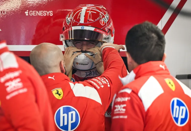 Atrakcija u &Scaron;angaju: Poznata lica pojavila se uz stazu Grand Prix vikenda