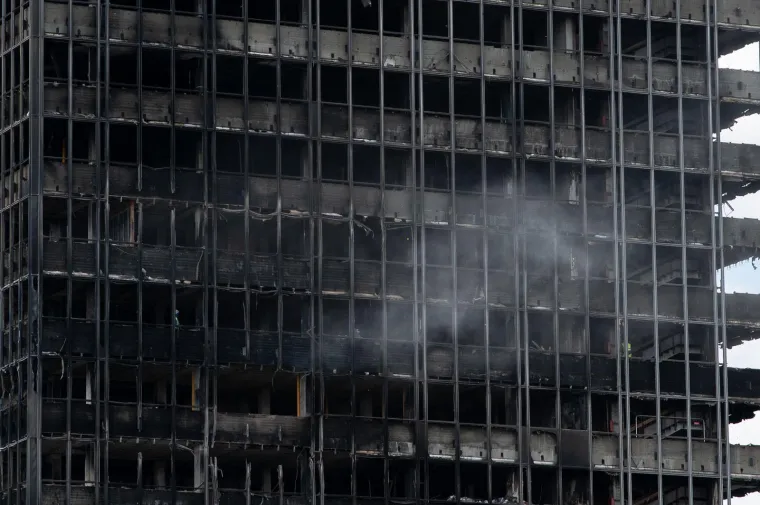 Počelo uklanjanje azbesta iz Vjesnikovog nebodera: Pogledajte kako to izgleda