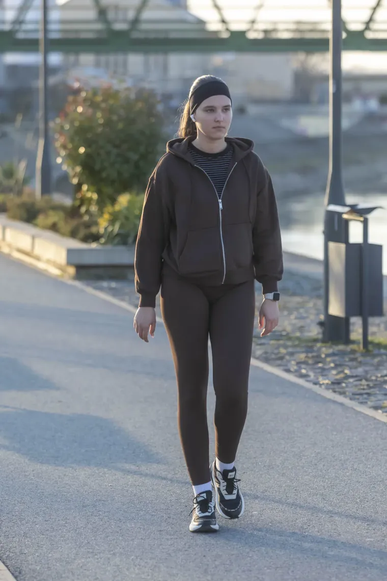 Proljetni vikend Osječani proveli uz Dravu vožnjom na dva kotača ili na klupici zaljubljeni