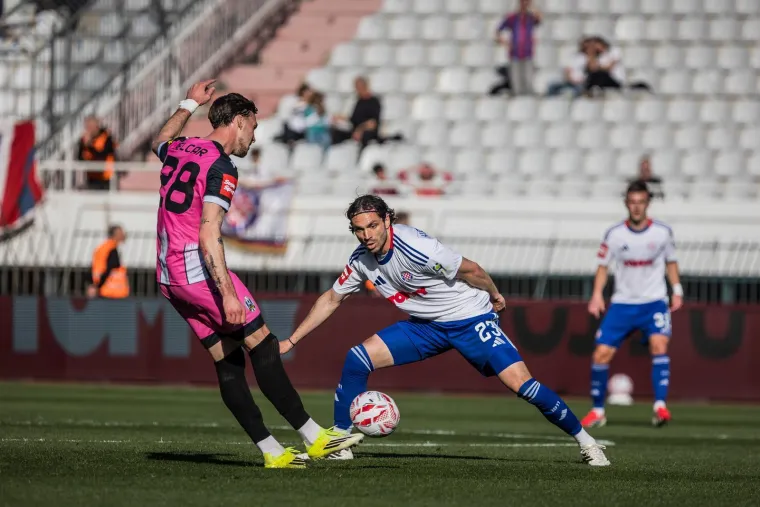 Hajduk pobijedio, a Bilić je sve gledao u dru&scaron;tvu jednog mu&scaron;karca