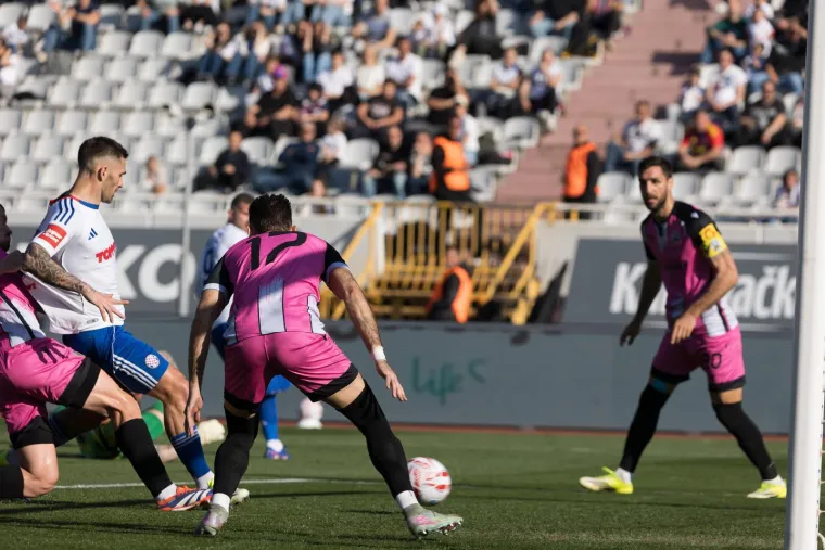 Hajduk pobijedio, a Bilić je sve gledao u dru&scaron;tvu jednog mu&scaron;karca