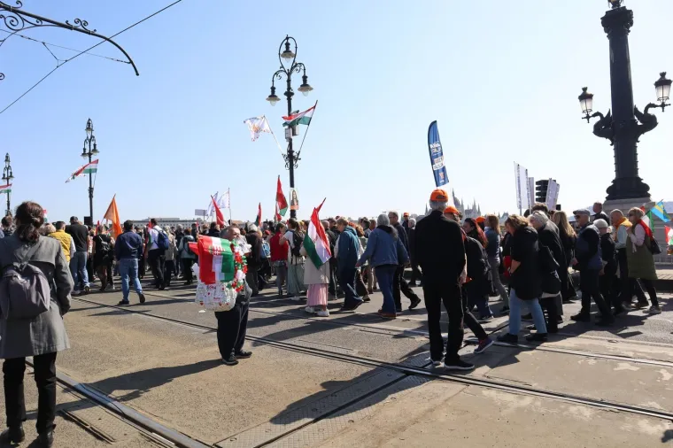 Dva lica borbe za vlast: Mađari iza&scaron;li na ulice, a ovo se Orbanu neće svidjeti