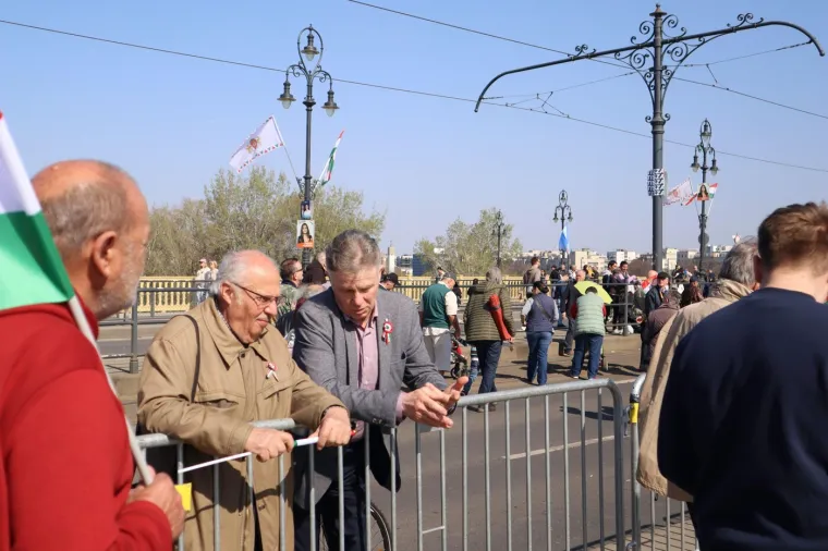 Dva lica borbe za vlast: Mađari iza&scaron;li na ulice, a ovo se Orbanu neće svidjeti