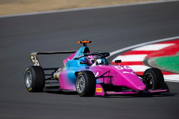 Rekli su im kako Formula 1 nije za djevojke: 'Rugaju nam se i o nama misle jedno'