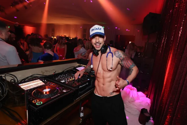 Elton John okupio elitu Hollywooda: Pogledajte kako su slavne zvijezde tulumarile nakon Oscara