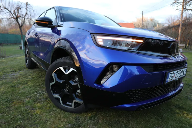 Testirali smo gradski SUV koji privlači poglede: Pogledajte sve detalje, ali i cijenu