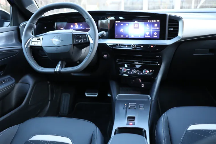 Testirali smo gradski SUV koji privlači poglede: Pogledajte sve detalje, ali i cijenu