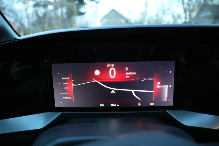 Testirali smo gradski SUV koji privlači poglede: Pogledajte sve detalje, ali i cijenu