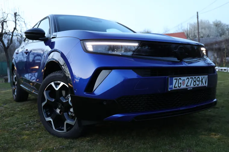 Testirali smo gradski SUV koji privlači poglede: Pogledajte sve detalje, ali i cijenu