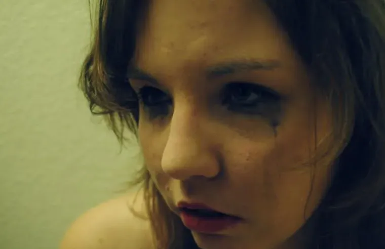 Podijelili su svoje najneugodnije fotografije iz najluđih faza: Neke bi vam mogle biti poznate