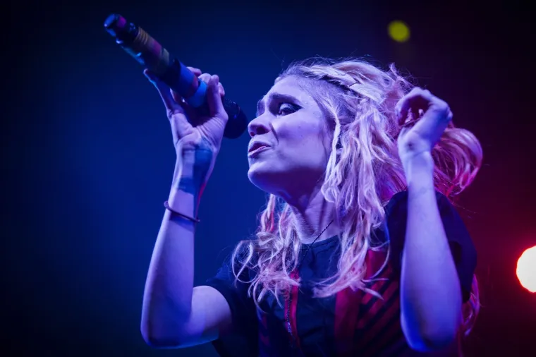 Buran život pjevačice koja je zavela Muska i rodila mu troje djece