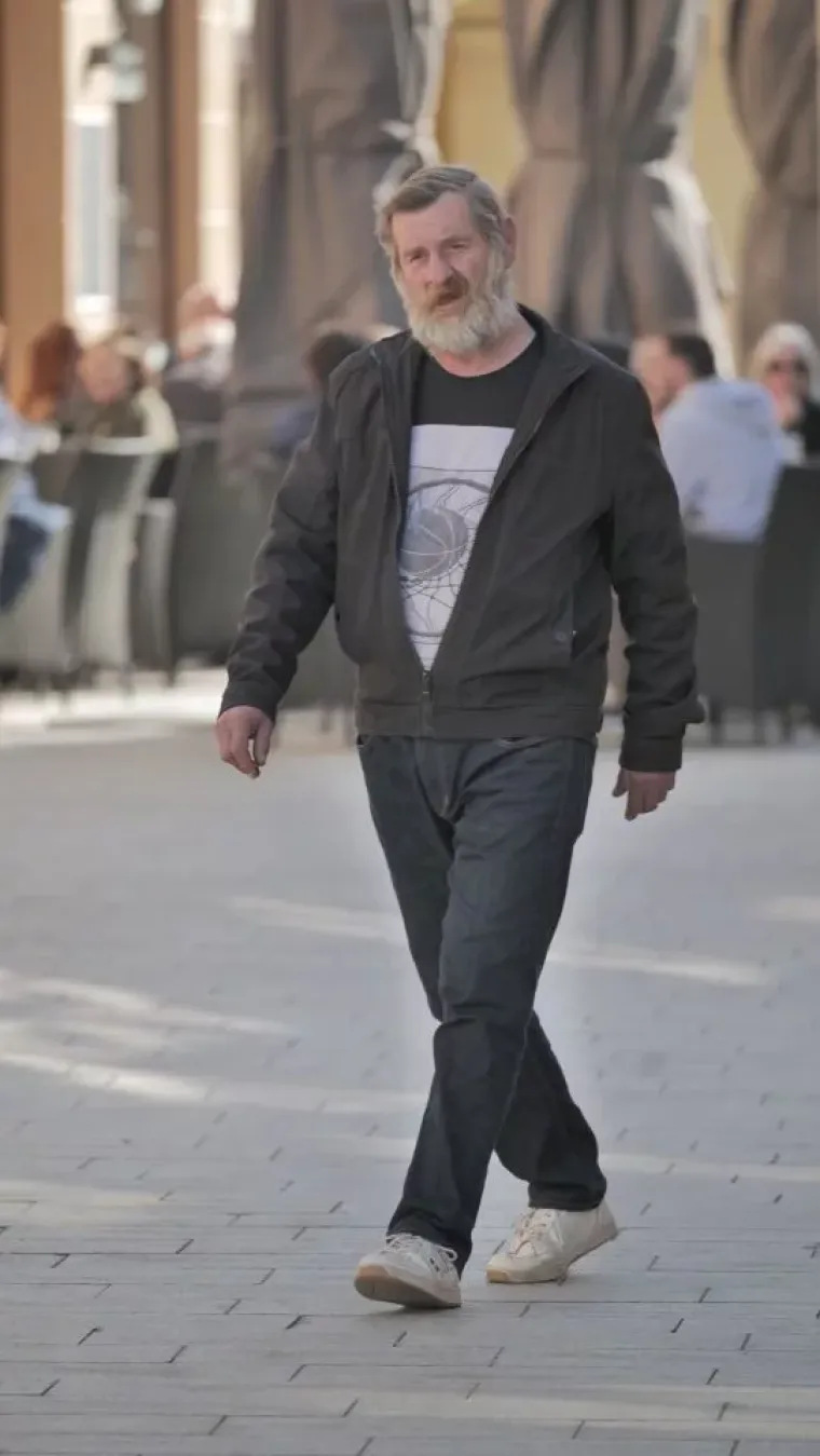 Pokorila &scaron;picu u Čakovcu: U uskoj crnoj haljini pro&scaron;etala gradom i privukla ba&scaron; sve poglede