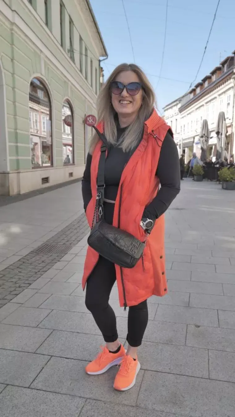 Pokorila &scaron;picu u Čakovcu: U uskoj crnoj haljini pro&scaron;etala gradom i privukla ba&scaron; sve poglede