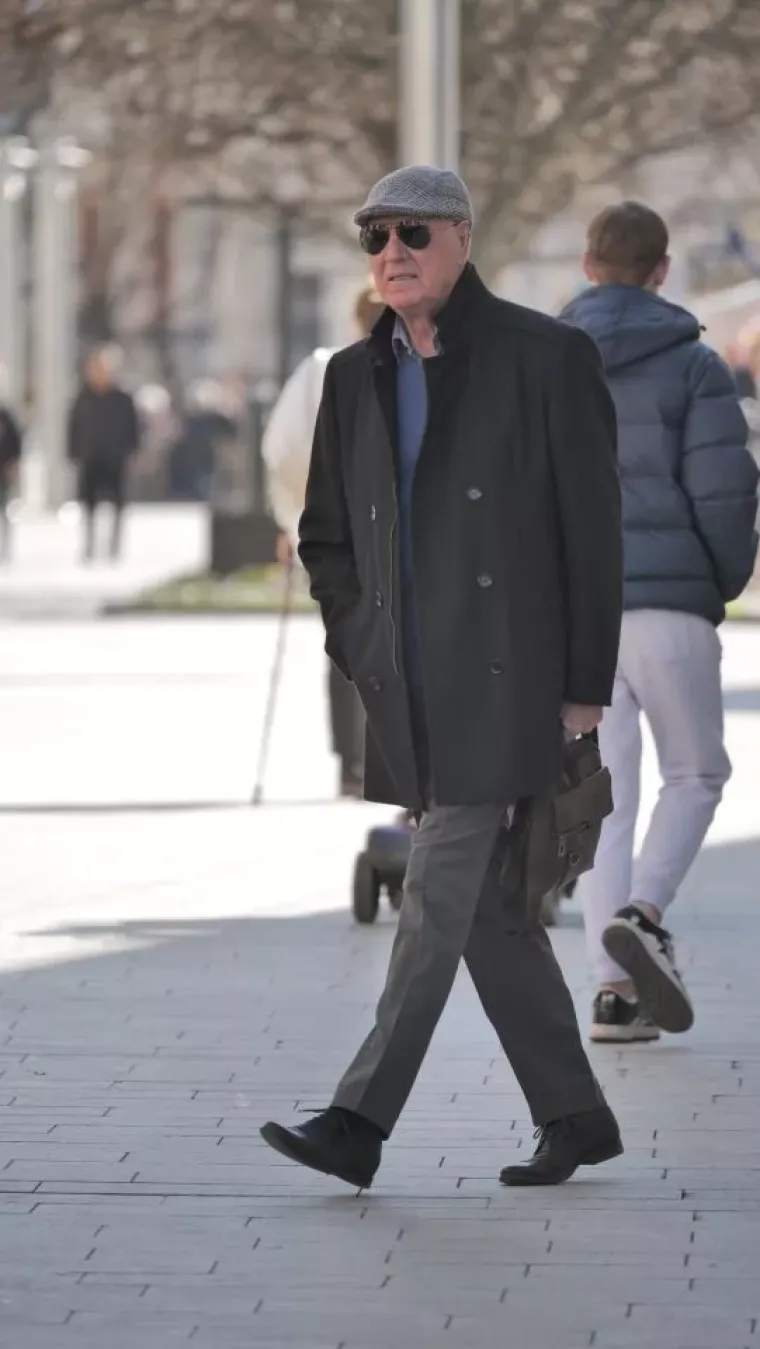 Pokorila &scaron;picu u Čakovcu: U uskoj crnoj haljini pro&scaron;etala gradom i privukla ba&scaron; sve poglede