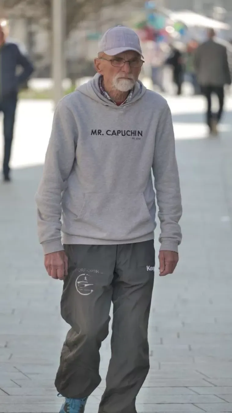 Pokorila &scaron;picu u Čakovcu: U uskoj crnoj haljini pro&scaron;etala gradom i privukla ba&scaron; sve poglede