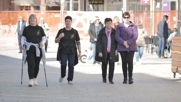 Pokorila &scaron;picu u Čakovcu: U uskoj crnoj haljini pro&scaron;etala gradom i privukla ba&scaron; sve poglede