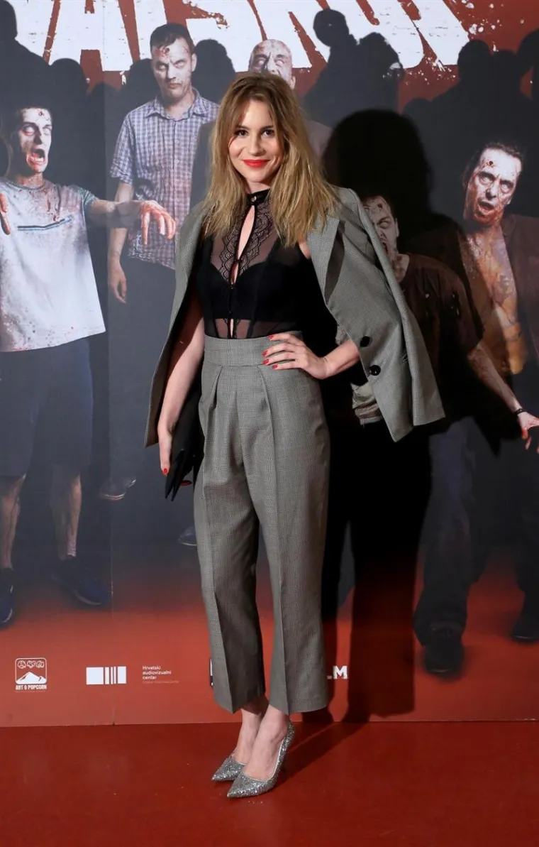 Zadranka koja ne prestaje plijeniti ljepotom i talentom: Prisjetite se svih izdanja Tihane Lazović