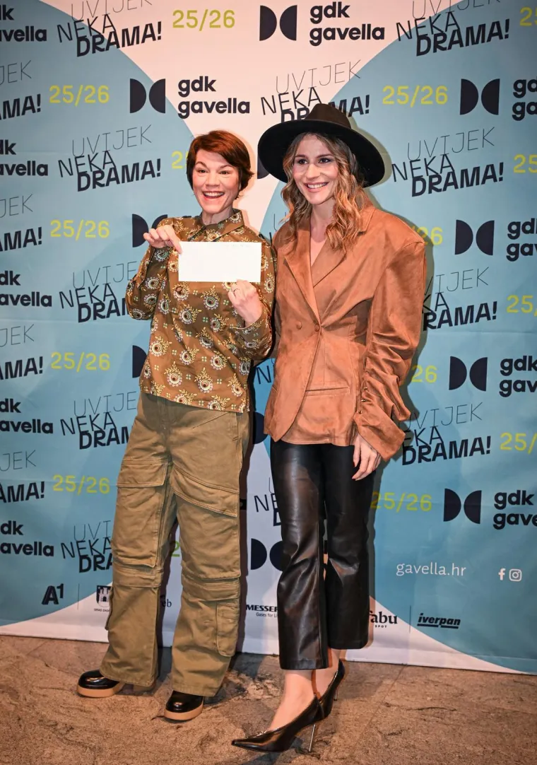 Zadranka koja ne prestaje plijeniti ljepotom i talentom: Prisjetite se svih izdanja Tihane Lazović