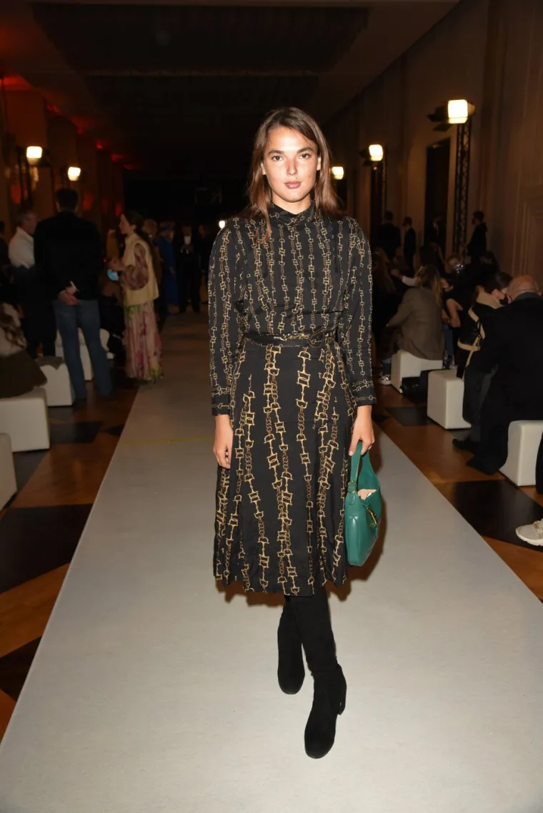 Tko je 35 godina mlađa brineta koja je zaludila Seana Penna? Hollywood bruji o njihovoj vezi