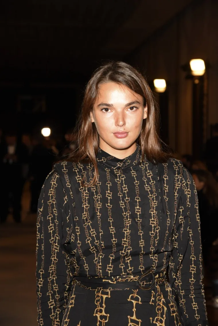 Tko je 35 godina mlađa brineta koja je zaludila Seana Penna? Hollywood bruji o njihovoj vezi