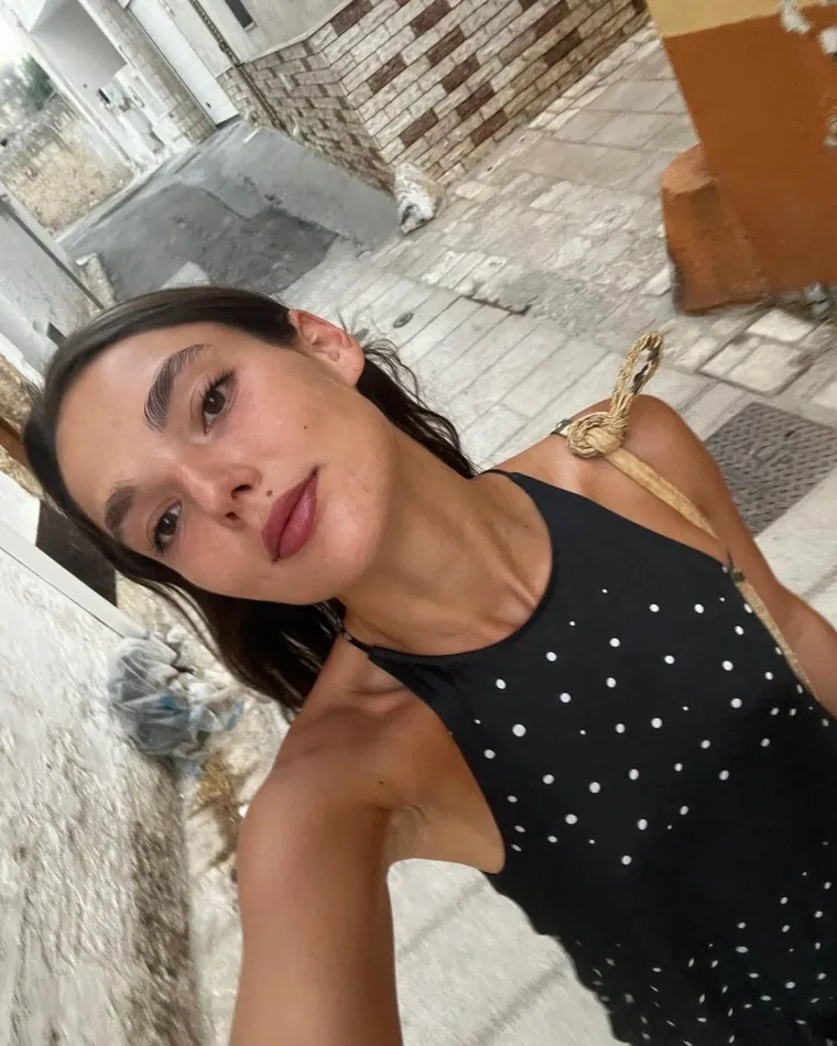 Tko je 35 godina mlađa brineta koja je zaludila Seana Penna? Hollywood bruji o njihovoj vezi
