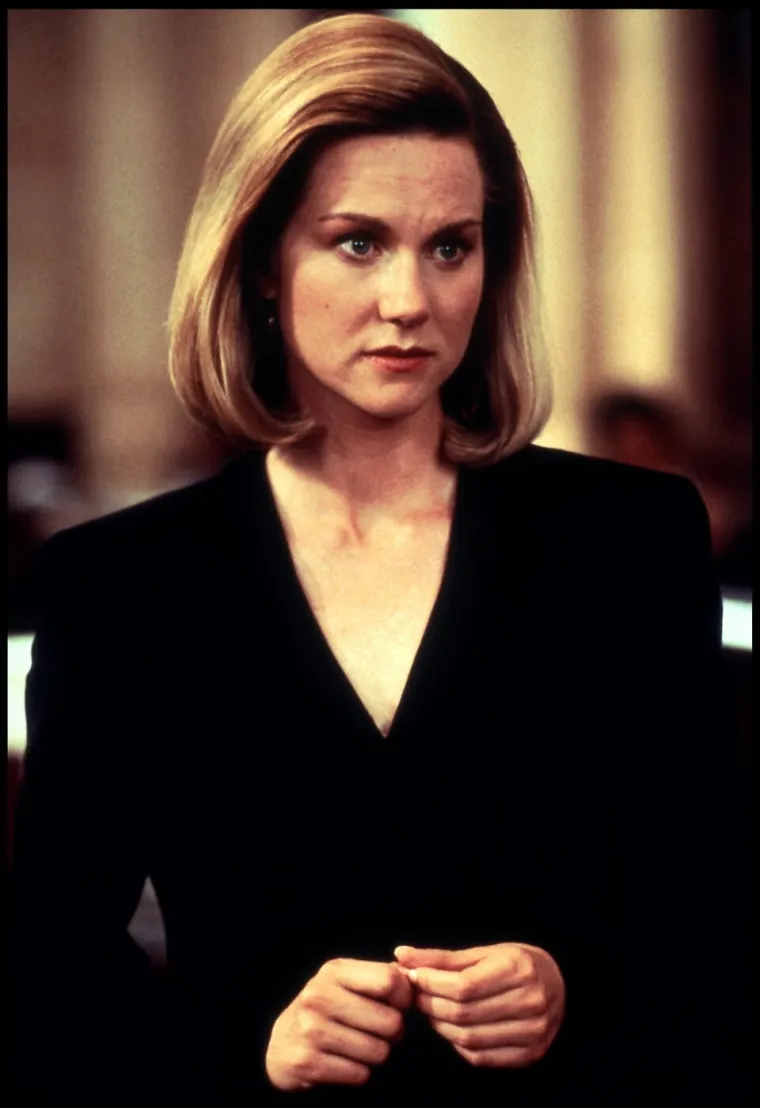 Skrivala trudnoću, rodila s 49., obožavali smo je u 'Zapravo ljubav': Sjećate se Laure Linney?