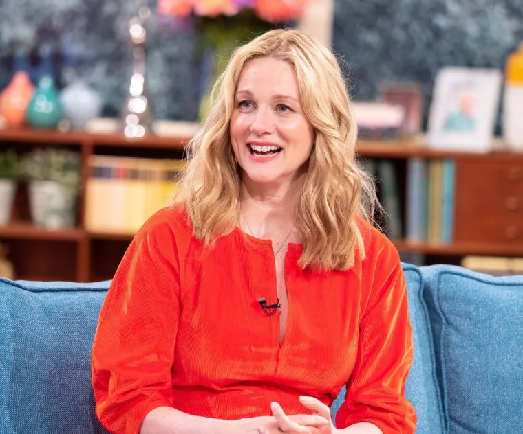 Skrivala trudnoću, rodila s 49., obožavali smo je u 'Zapravo ljubav': Sjećate se Laure Linney?