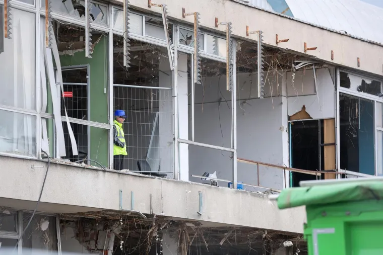 Grdosija se pojavila pred Vjesnikom: Ima poseban zadatak na vrhu nebodera
