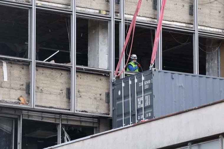 Grdosija se pojavila pred Vjesnikom: Ima poseban zadatak na vrhu nebodera