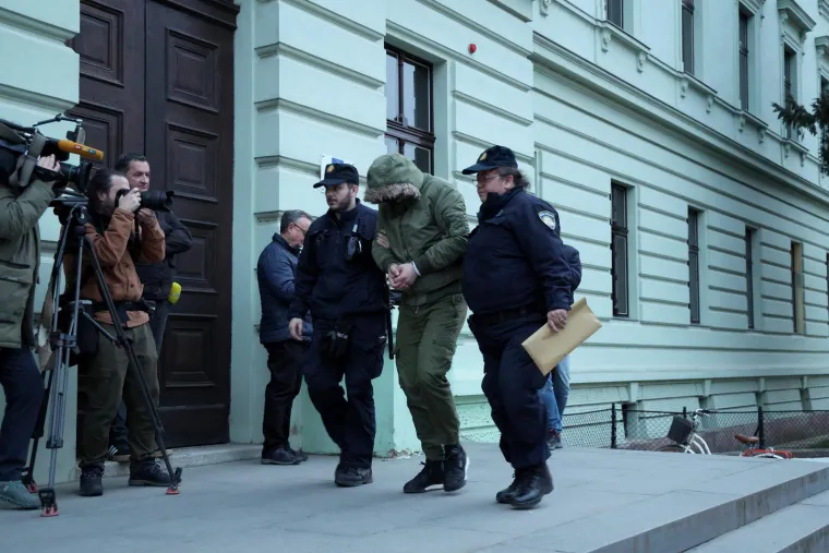 Privođenje osumnjičenih zbog droge i pranja novca kod sudca istrage