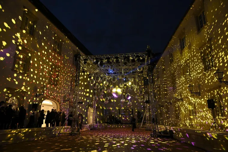 Spektakularni prizori u Zagrebu: Pogledajte kako je bilo večeras