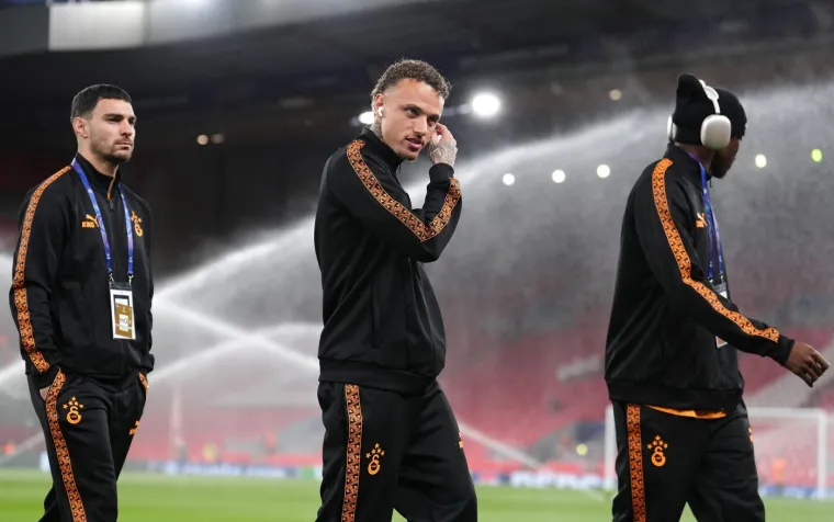 Ozljeda zvijezde Galatasarayja: Iznesen na nosilima i davali mu kisik